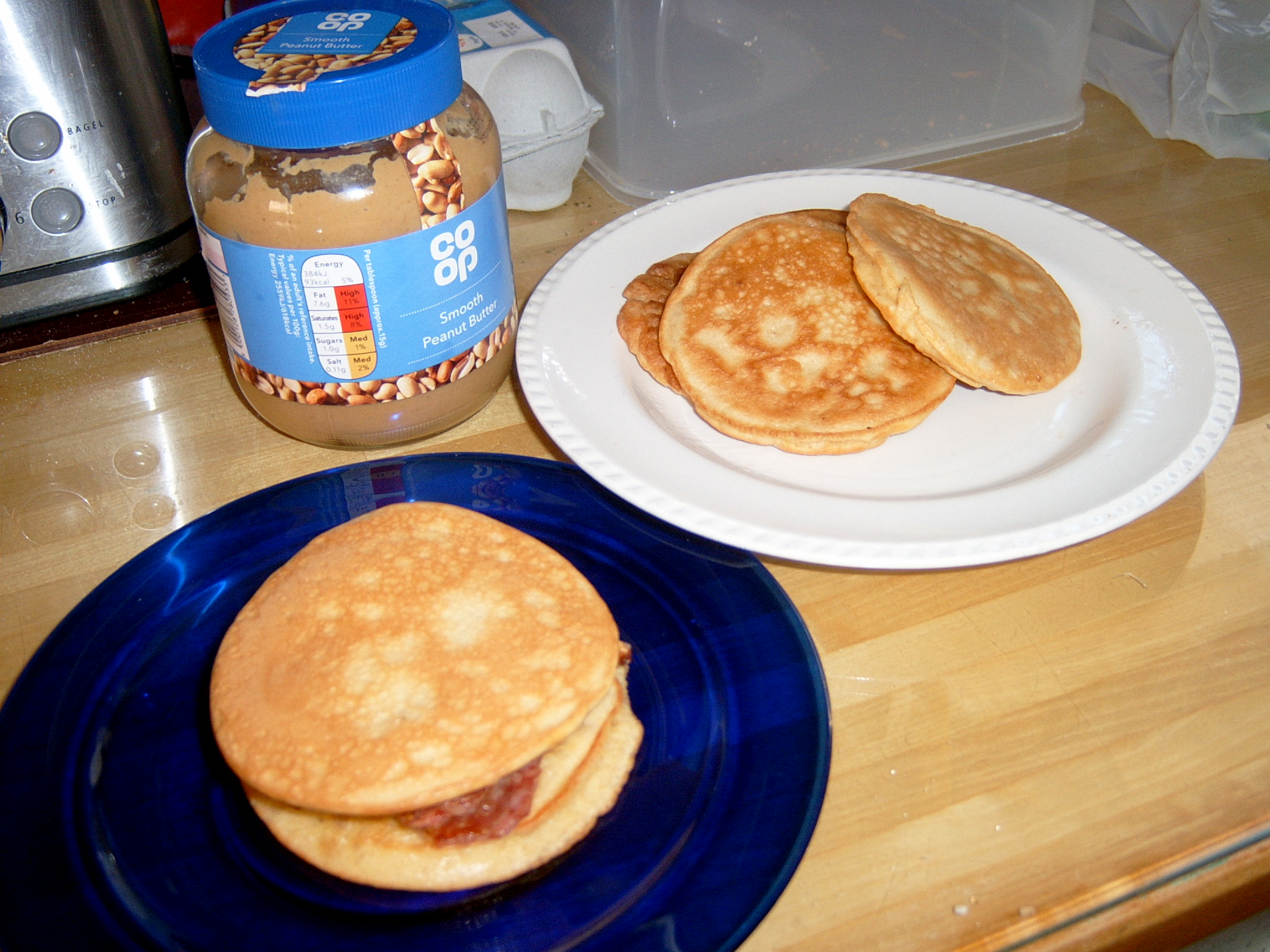 bacon chaffle roll.JPG