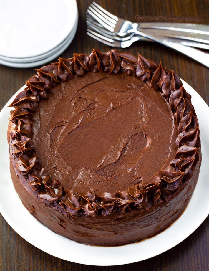 Easy-Low-Carb-Chocolate-Keto-Cake-Recipe.jpg