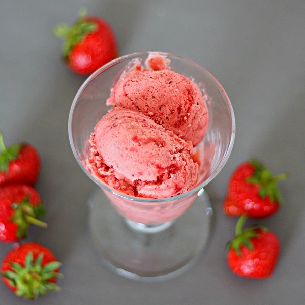 strawberry ice cream 1 1 fg.jpg