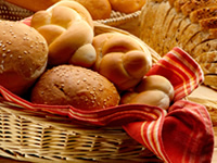 Alternatives to bread can vary widely