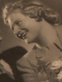 Eva Saxl
