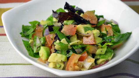 Avocado Salad with Tomatoes & Red Onions