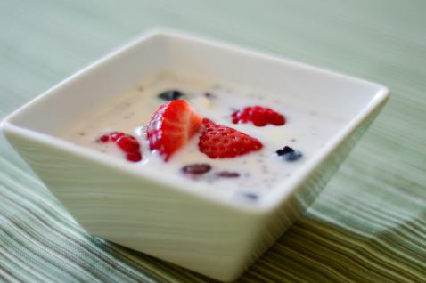 Berry and Nut Chia Porridge