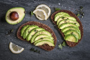 low-carb snack avocado