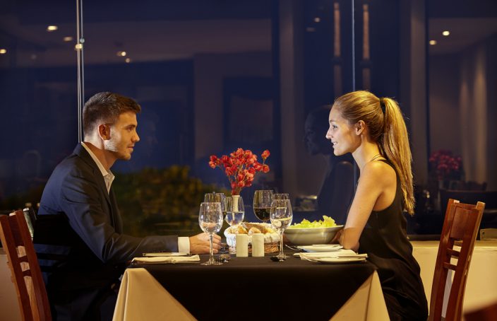 Diabetes dinner date - 7 tips for dating with diabetes