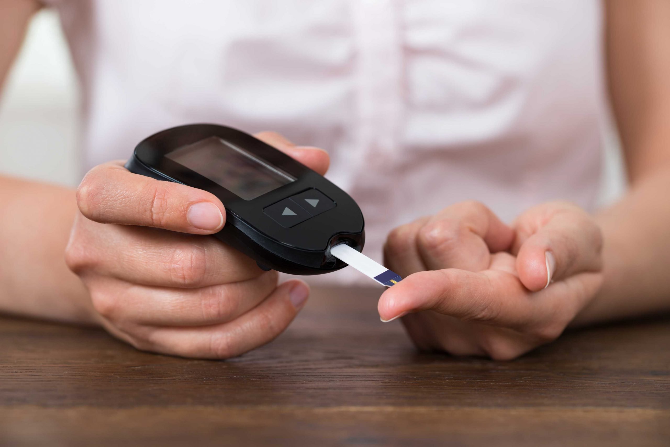 How To Test Your Blood Glucose - Video Guide