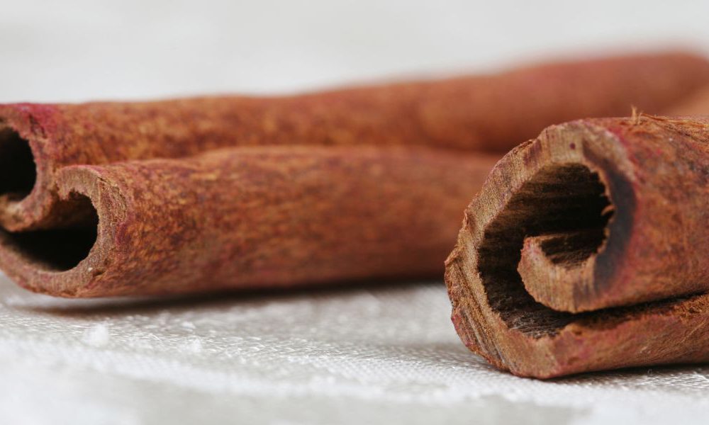 Cinnamon Effect on Blood Sugar, Health Benefits & Insulin Sensitivity