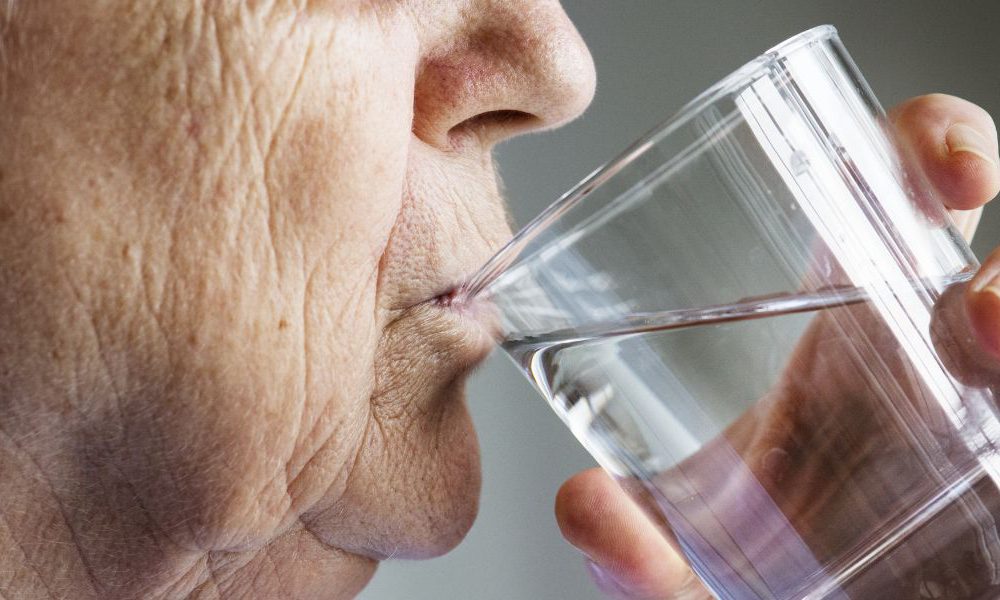 Dry Mouth Causes, Symptoms, Treatment & Prevention